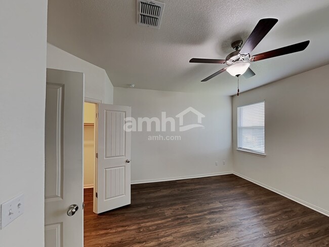 Building Photo - 2716 Geronimo Creek