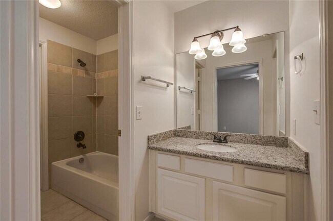 Building Photo - 131 Little Mill Pl