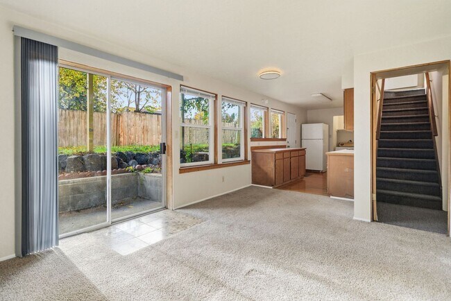 Building Photo - Baran (2018 11th St.)