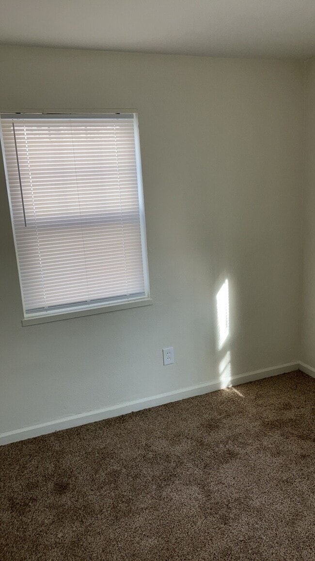 Building Photo - 514 Ethel Ave