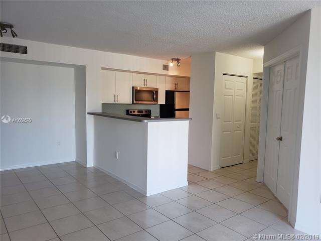 Building Photo - 777 SW 111th Way