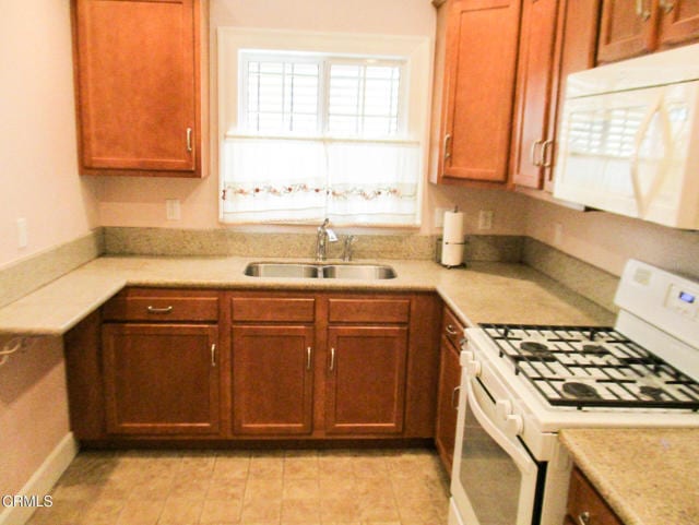 Building Photo - 1807 E Glenoaks Blvd