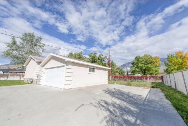 Building Photo - 312 E 400 N
