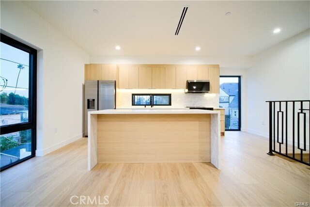 Building Photo - 618 Mariposa Ave