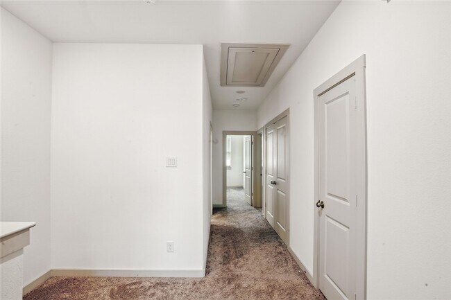 Building Photo - 6441 Iron Horse Blvd