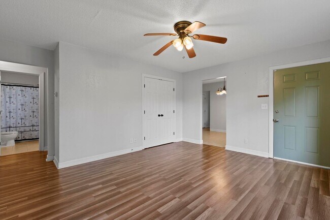 Building Photo - 2080 Dawson Cabin Rd
