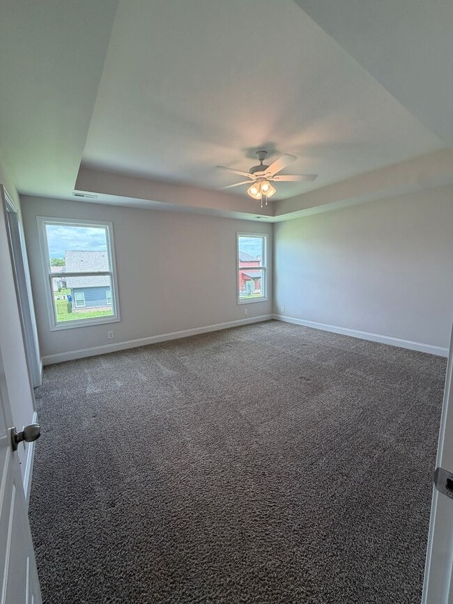 Building Photo - 4 Bedroom Dog Friendly Home For Rent Near Post!