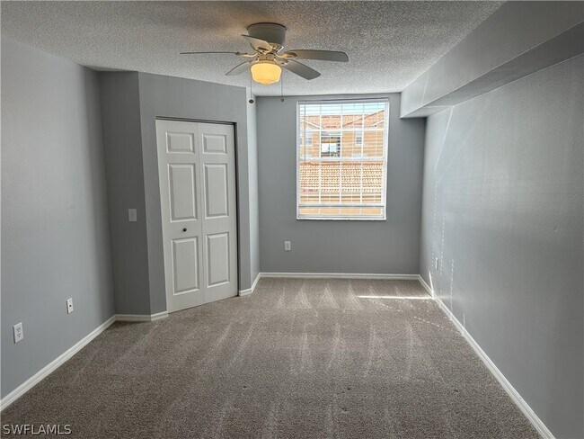 Building Photo - 8735 River Homes Lane