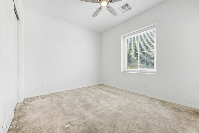 Building Photo - 20523 W Rosewood Ln