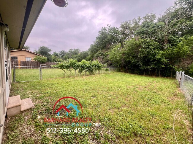 Building Photo - 106 Whitetail Dr