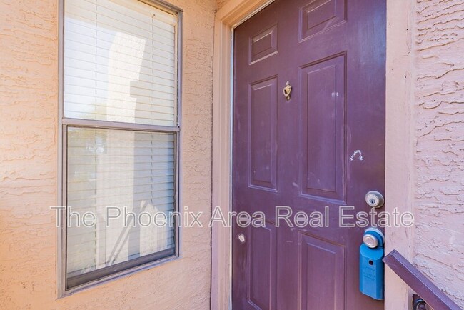 Building Photo - 16657 E Gunsight Dr