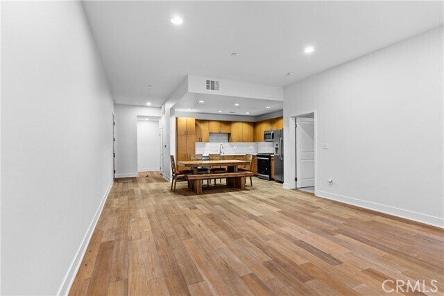 Building Photo - 13337 Beach Ave