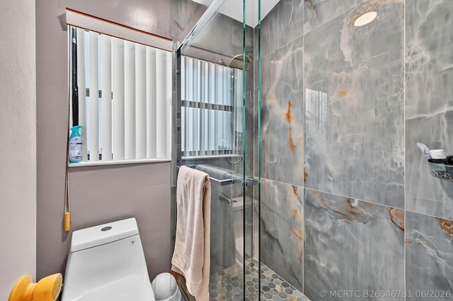 Building Photo - 4587 Carambola Cir S