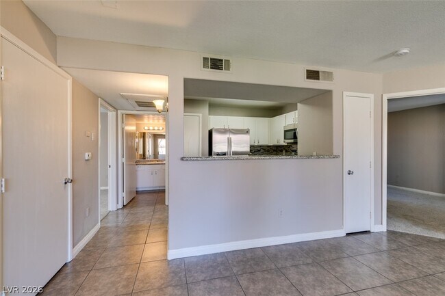 Building Photo - 2300 E Silverado Ranch Blvd