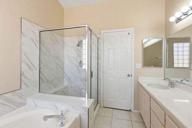 Building Photo - 4 bedroom with NO HOA! New Appliances & New Carpet!