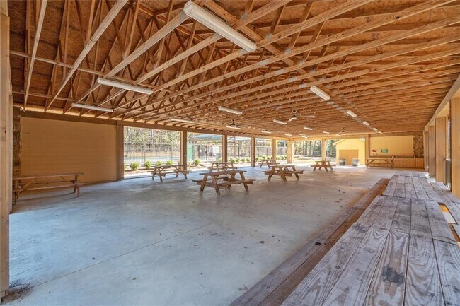 Building Photo - 24624 Pools Creek Dr