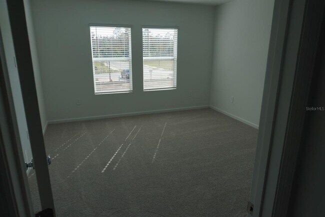 Building Photo - 2700 Skyline Lp