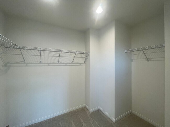 Building Photo - Victorville New Construction 5 bedroom!