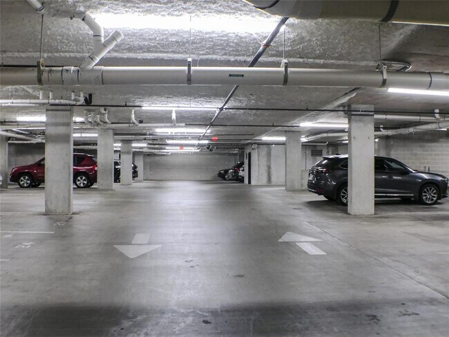 Building Photo - 2500 Longview St