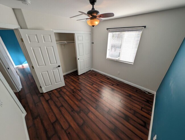 Building Photo - 8121 Riviera Beach Dr