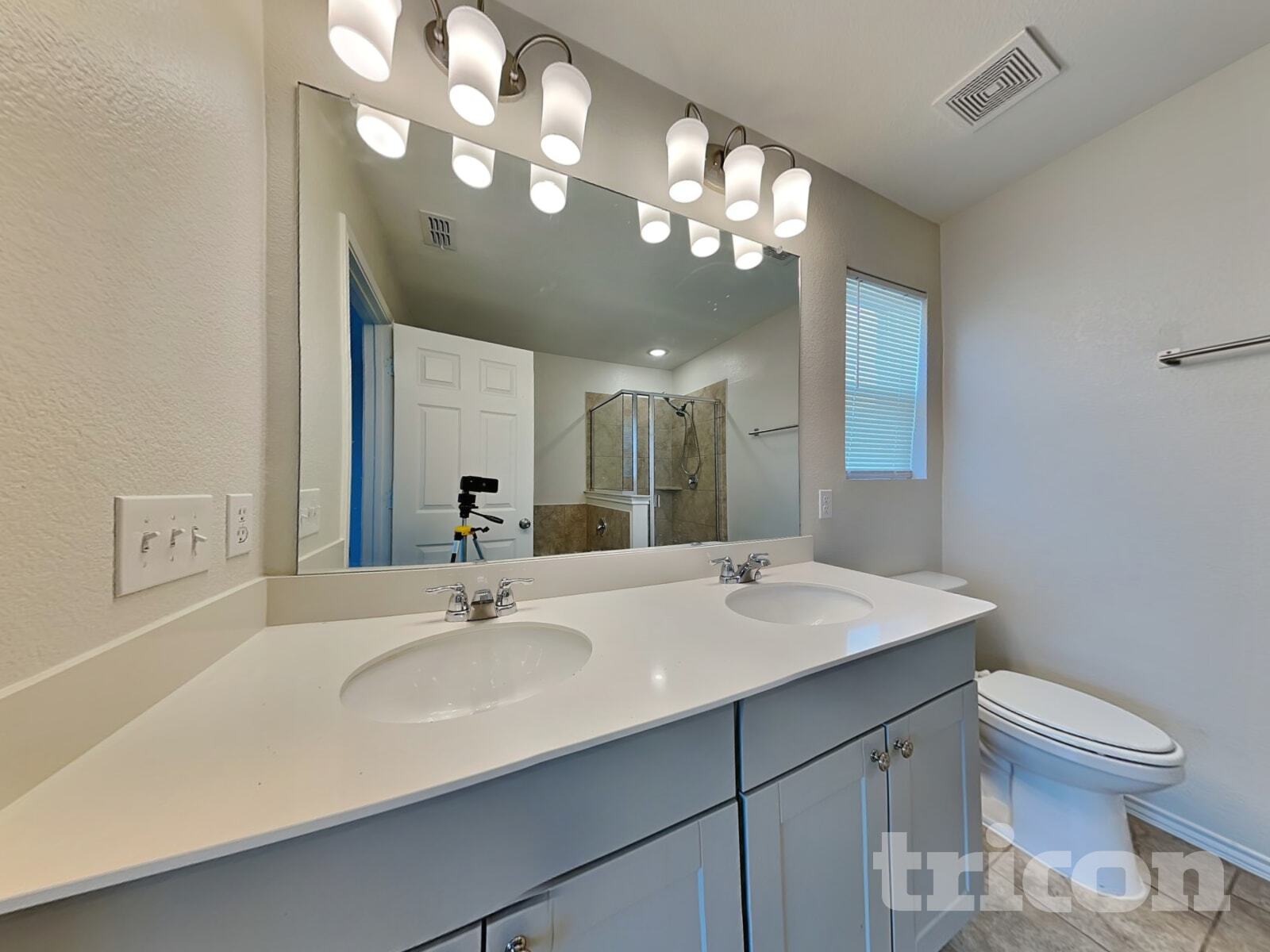 Building Photo - 1125 Waggoner Dr
