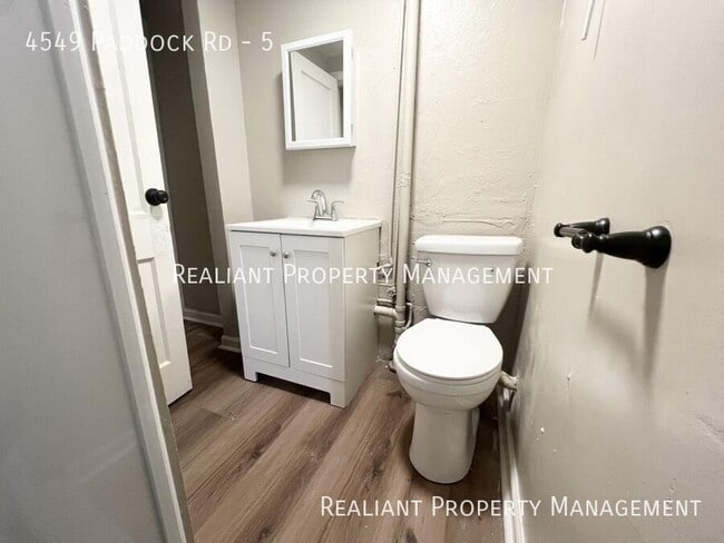 Building Photo - 4549 Paddock Rd