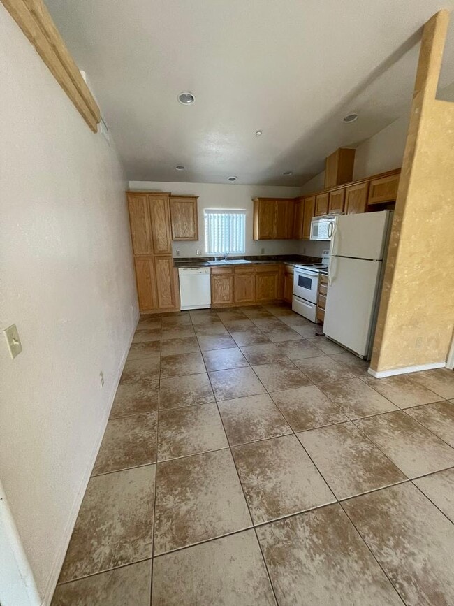 Building Photo - 3427 Oro Grande Blvd
