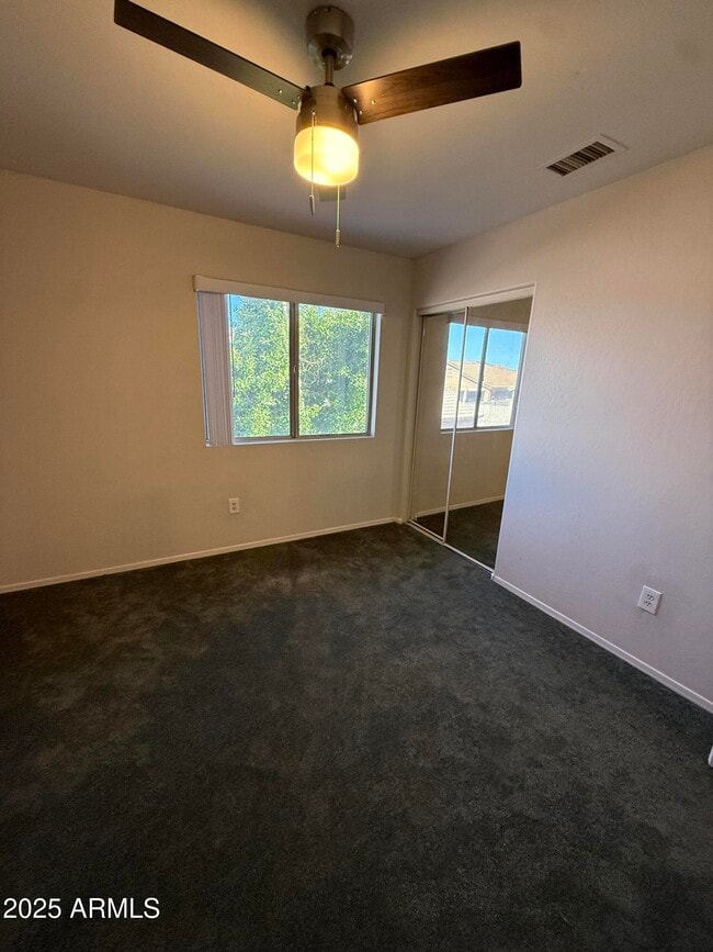 Building Photo - 8868 W Greer Ave