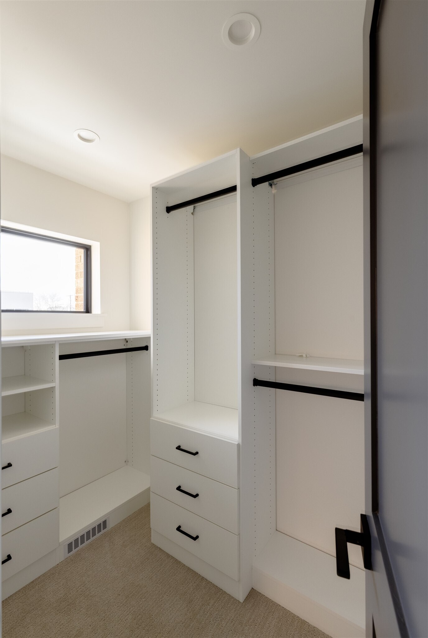 Building Photo - 1751 N Williams St