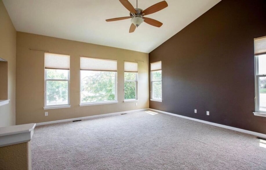 Building Photo - 6281 Sea Gull Cir