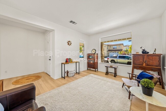 Building Photo - 1687 Picket Fence Dr