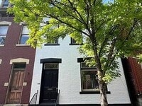 Building Photo - 606 N Taylor Ave