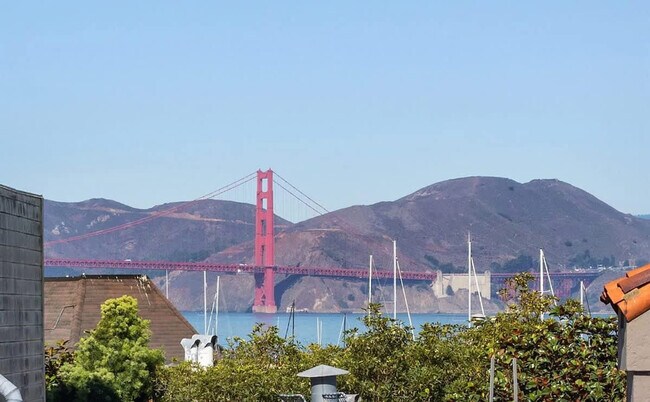 Building Photo - 3689 Fillmore St