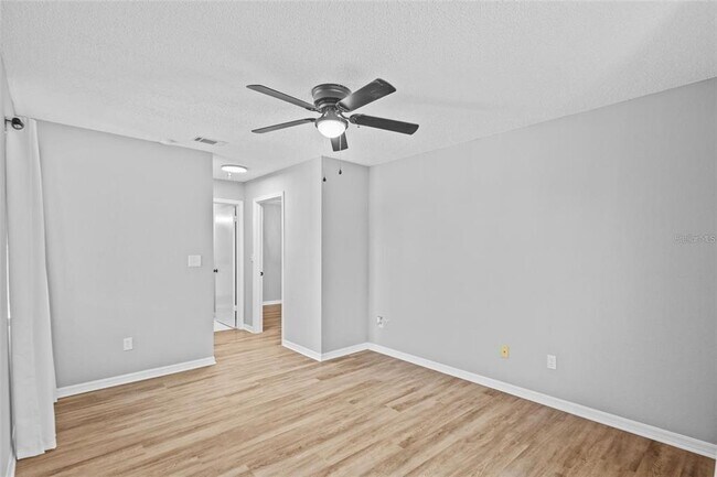 Building Photo - 10265 Gandy Blvd N