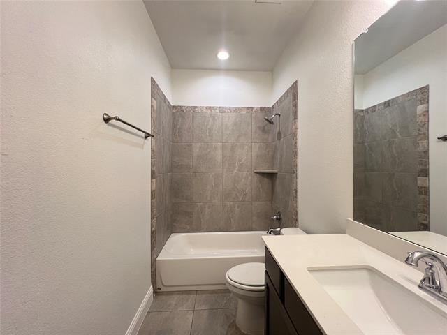 Building Photo - 701 Dripping Spgs Ln