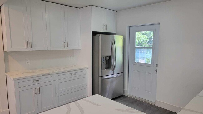 Building Photo - 1845 Sherman St