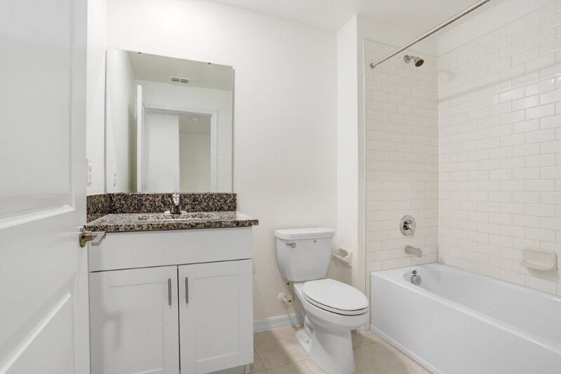 Building Photo - 6024 Shiner St