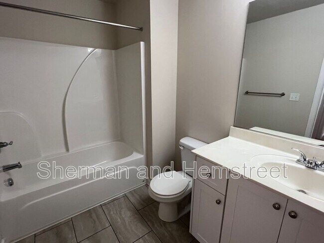 Building Photo - 606 Joiner Cir