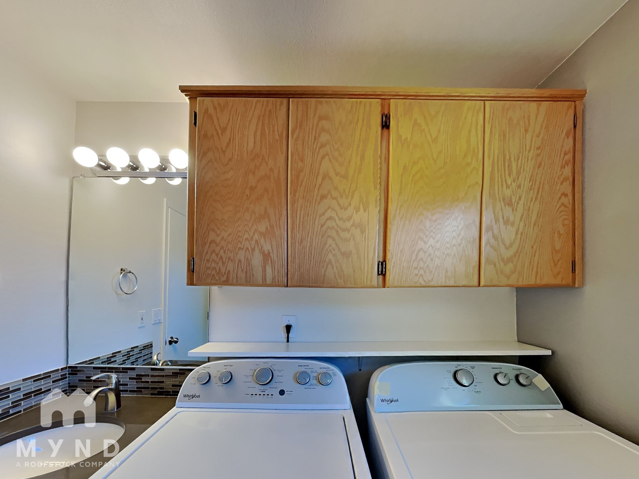 Building Photo - 20654 SW Sun Drop Pl