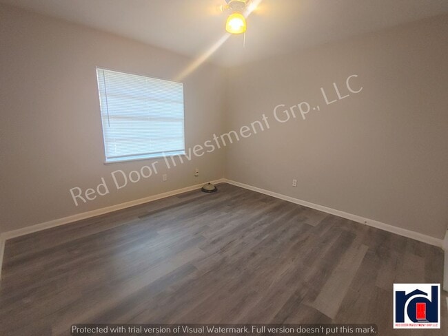 Building Photo - Renovated 2 Bedroom 1 Bath Quadplex-Ocala!