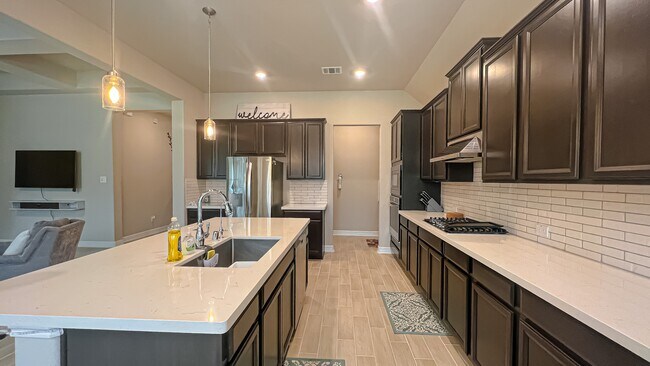 Building Photo - 2114 Partridgeberry Ln