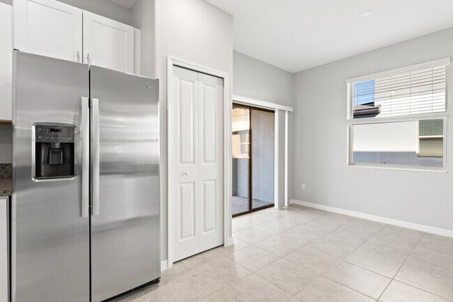 Building Photo - Brand New Tomehome for RENT in Willow Square