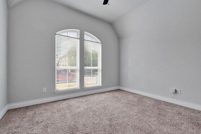 Building Photo - 8823 Haystack Rd
