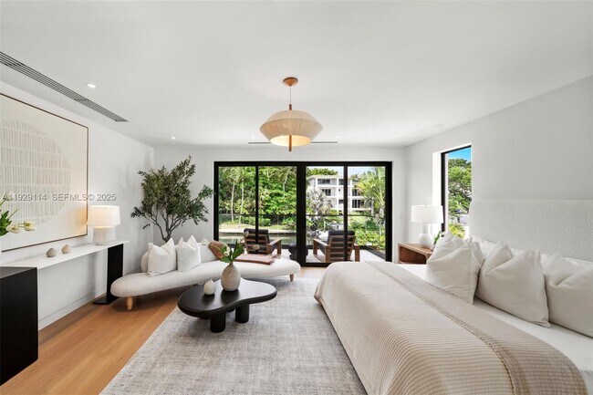 Building Photo - 1815 Fairhaven Pl