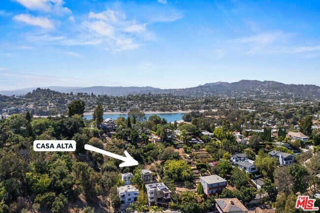 Building Photo - 2222 Bancroft Ave