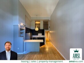 Building Photo - 1 Bedroom Loft with Parking in Prime SoMa Location