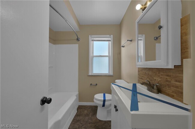 Building Photo - 3794 Salisbury Rd