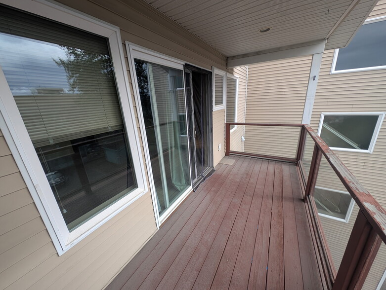 Deck - 540 Eyak Dr