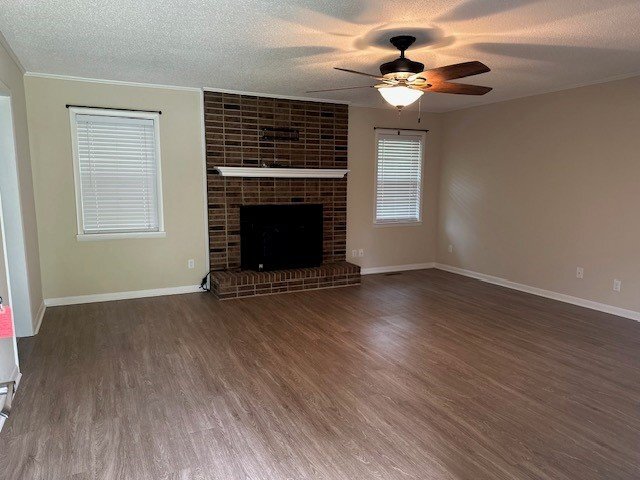 Building Photo - Home For Rent