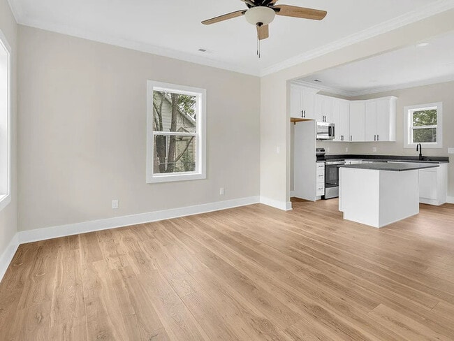 Primary Photo - Beautifully renovated 2-bedroom, 2-bathroo...